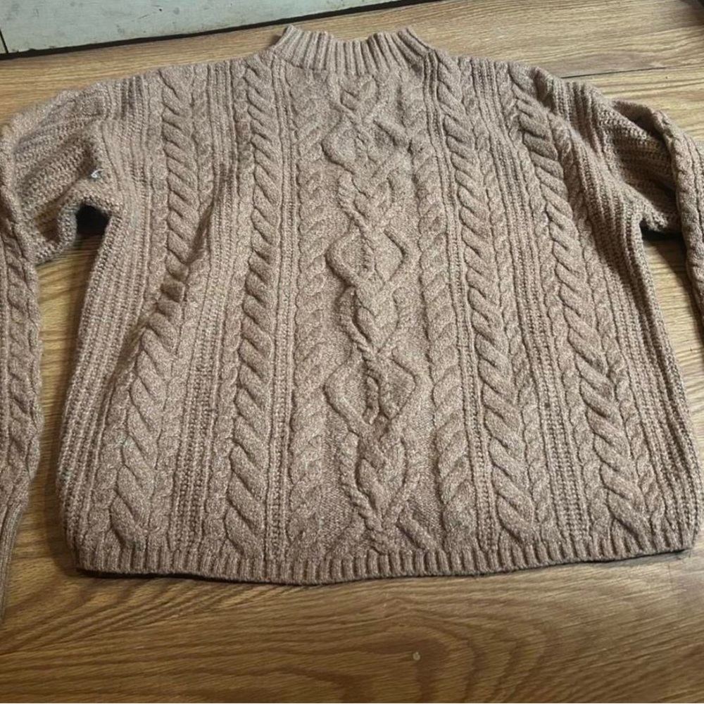 Cable Knit Sweater - Tan